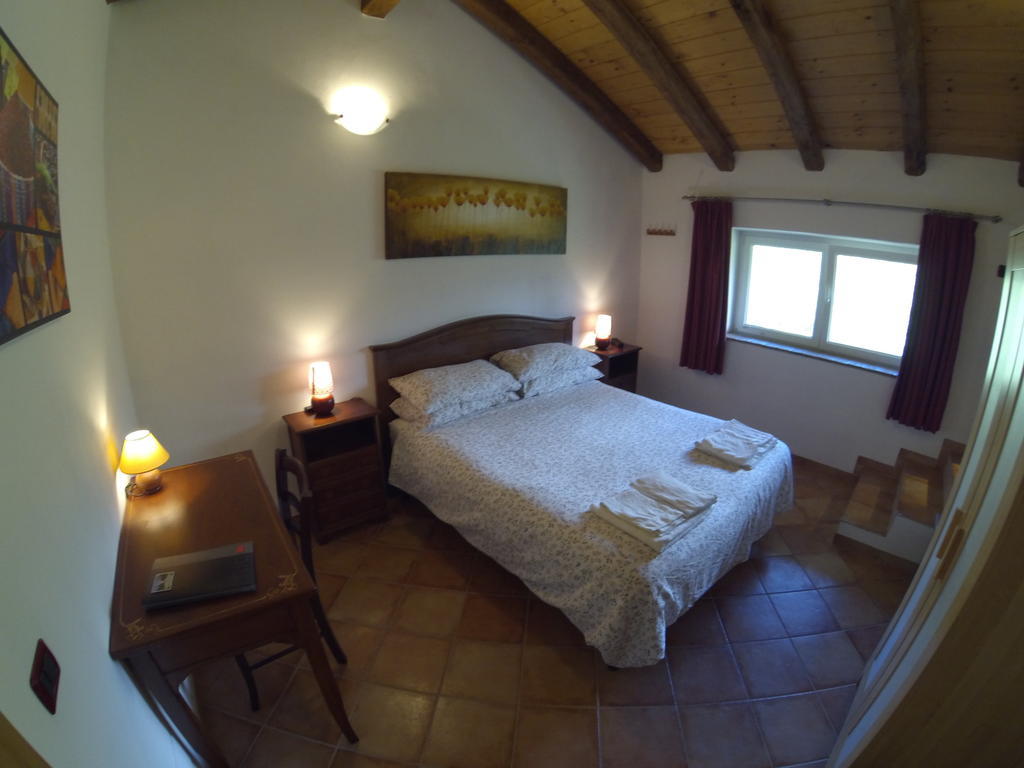 Buia Al Campo Di Sotto Bed & Breakfast חדר תמונה